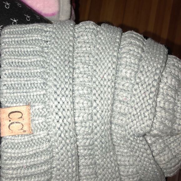 hat - Picture 2 of 2